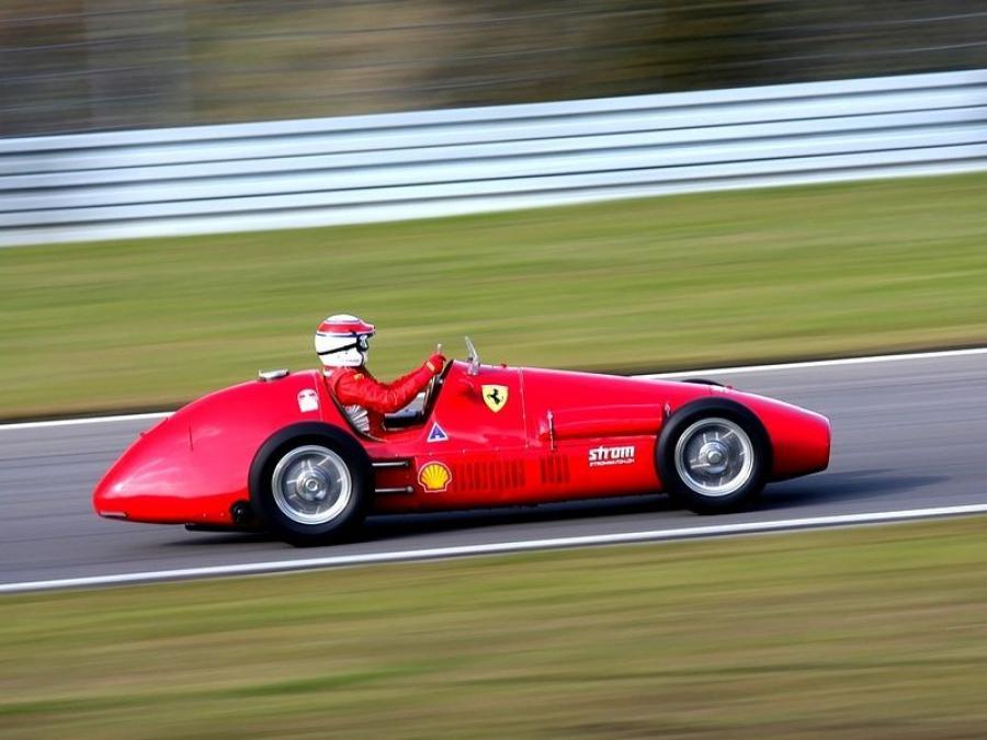  Ferrari 500 F2 1952 года  (фото 8 из 20)